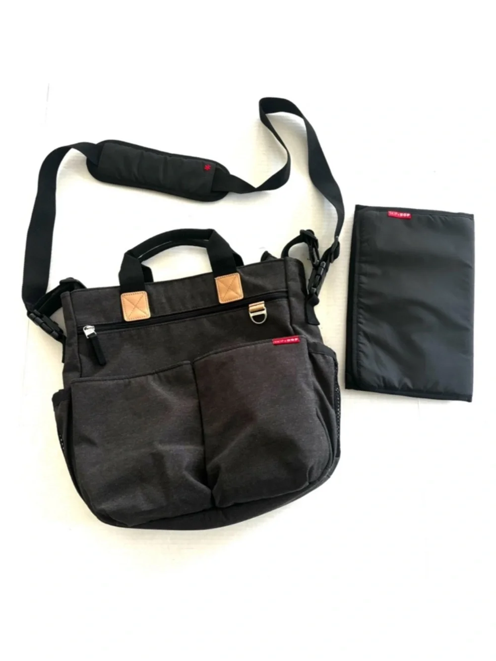 Skip Hop Duo‎ Signature Diaper Bag Organizer Changing Pad Dark Gray LIKE NEW